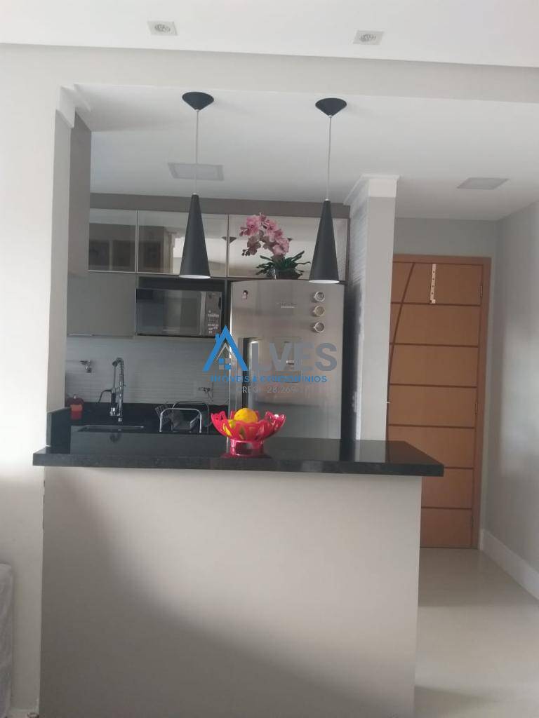 Apartamento à venda com 2 quartos, 72m² - Foto 7