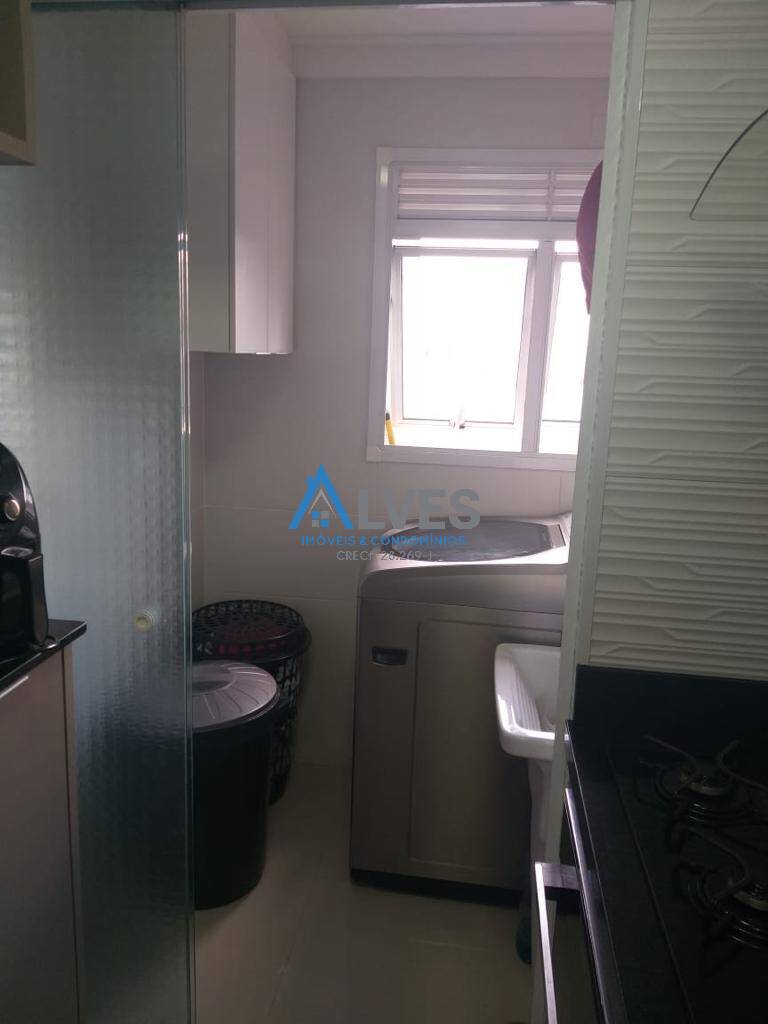 Apartamento à venda com 2 quartos, 72m² - Foto 13