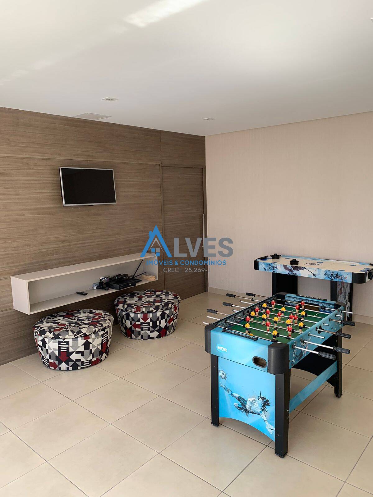 Apartamento à venda com 2 quartos, 72m² - Foto 28