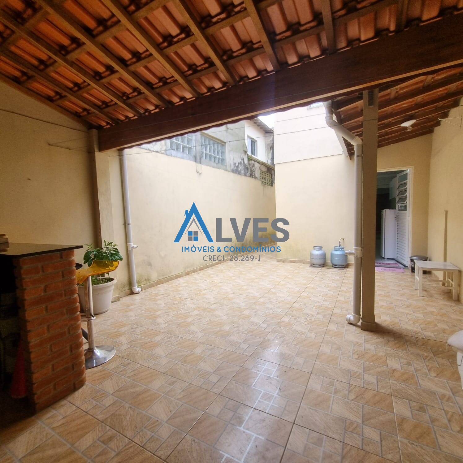 Casa à venda com 3 quartos, 130m² - Foto 26