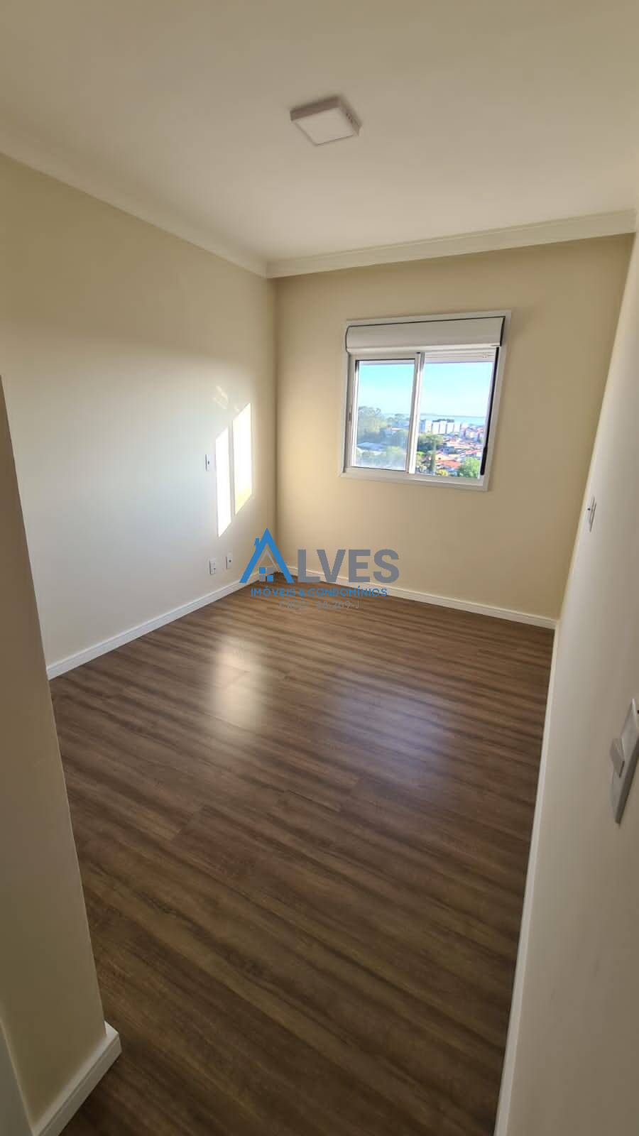 Apartamento à venda com 2 quartos, 57m² - Foto 4