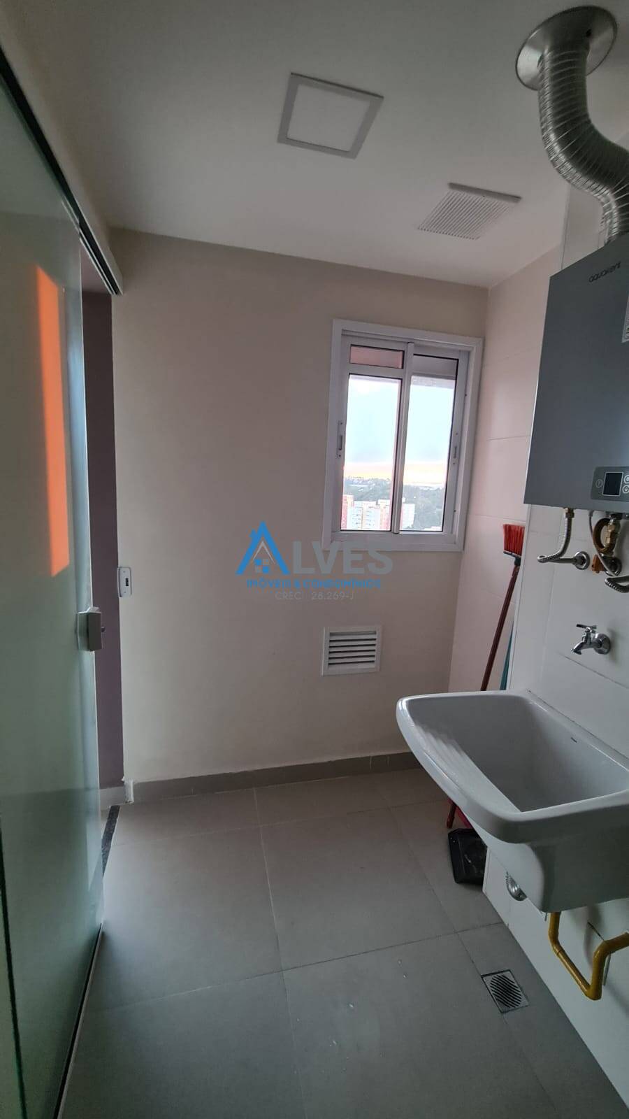 Apartamento à venda com 2 quartos, 57m² - Foto 17