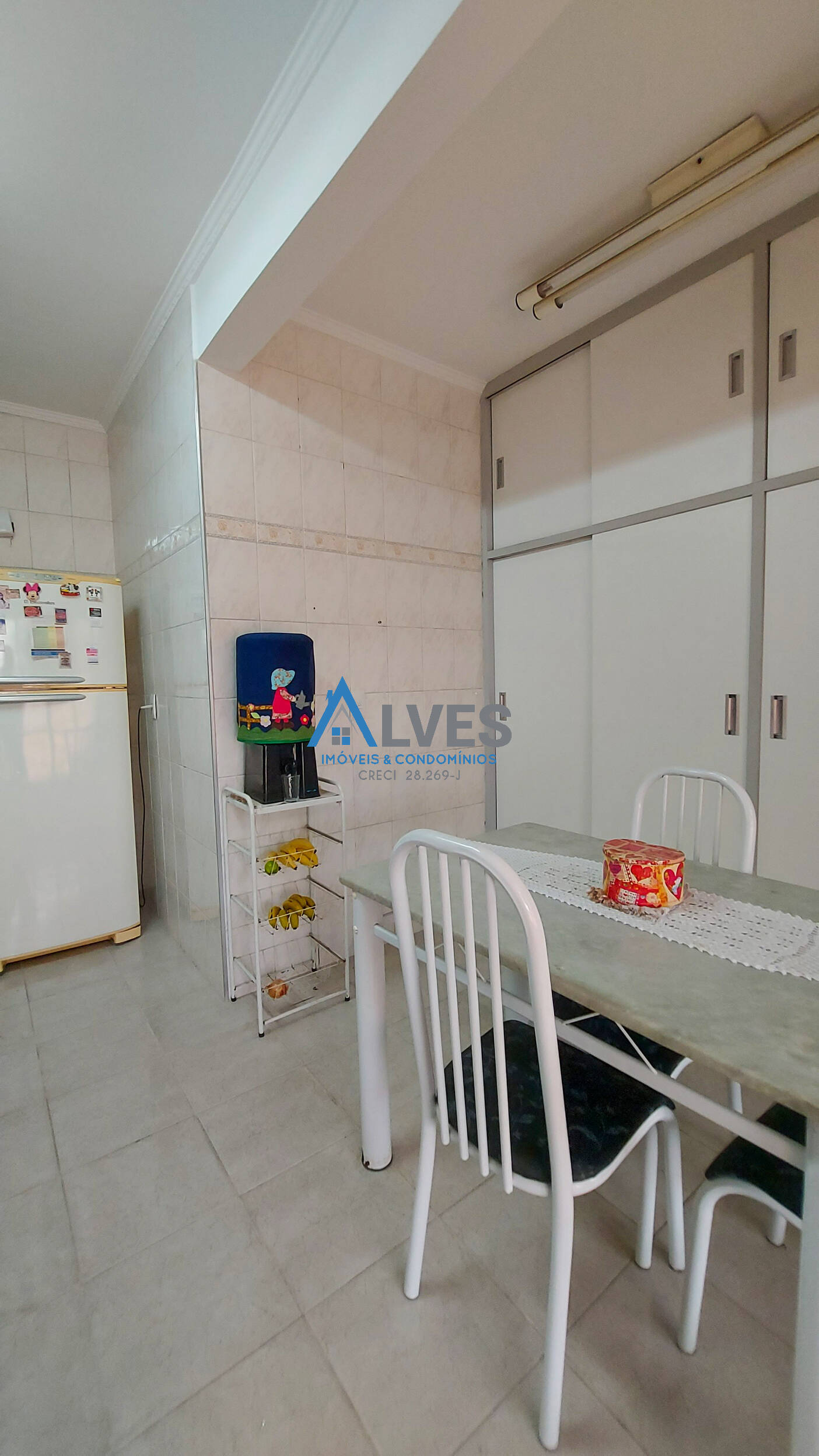 Apartamento à venda com 3 quartos, 93m² - Foto 4