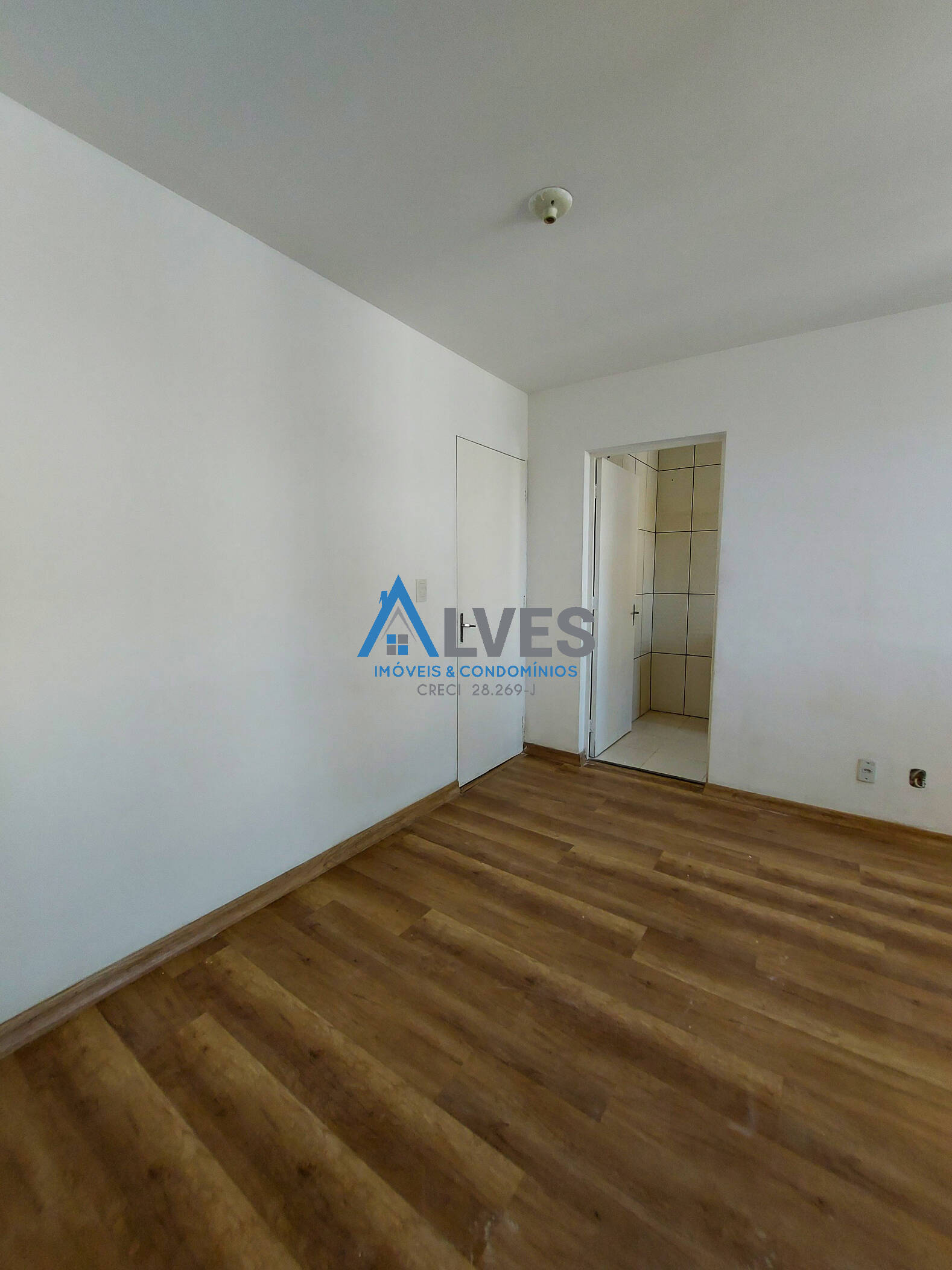 Apartamento à venda com 2 quartos, 49m² - Foto 4