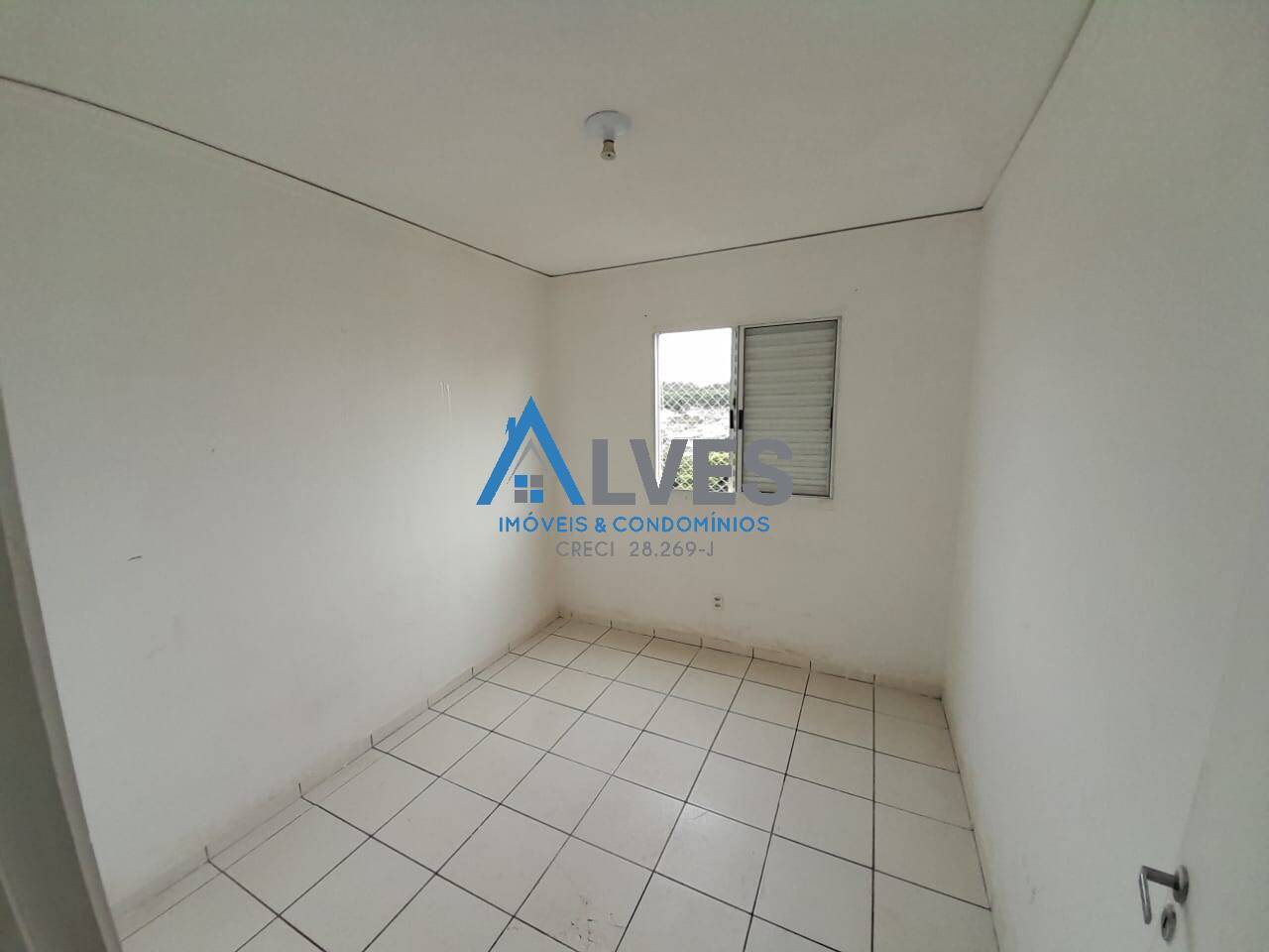 Apartamento à venda com 2 quartos, 43m² - Foto 10