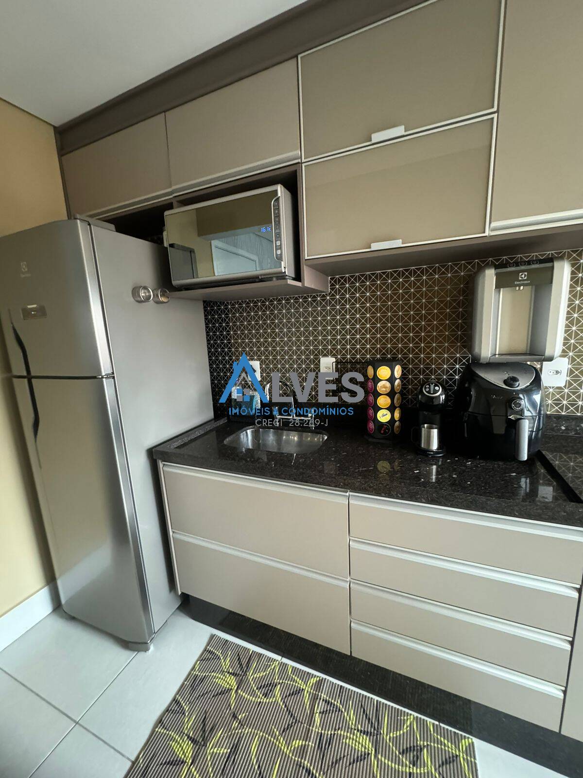 Apartamento à venda com 2 quartos, 52m² - Foto 2