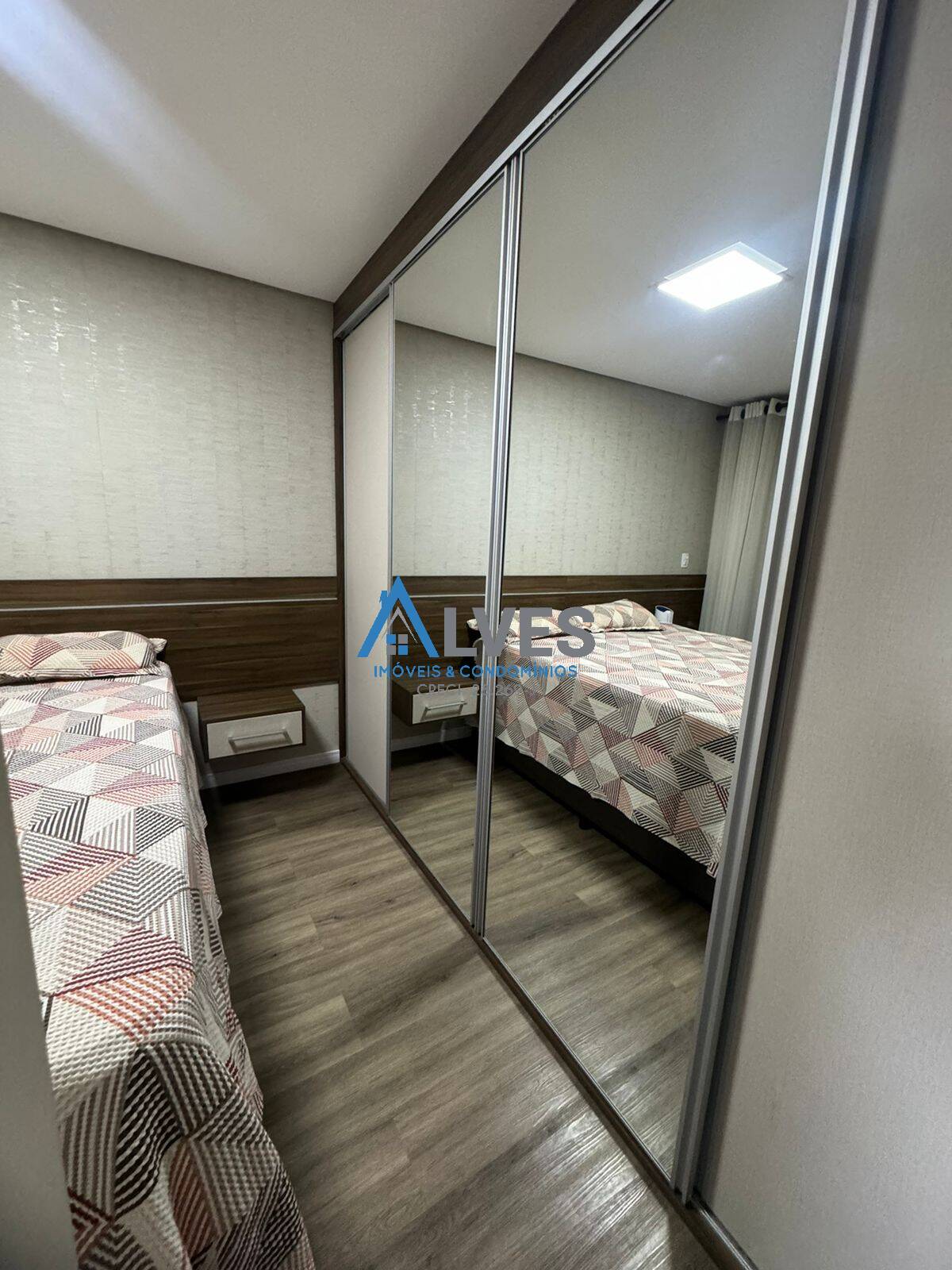 Apartamento à venda com 2 quartos, 52m² - Foto 9