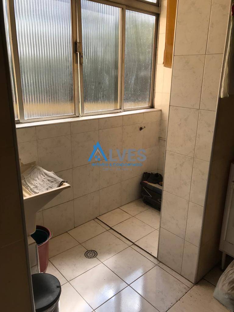 Apartamento à venda com 2 quartos, 67m² - Foto 6