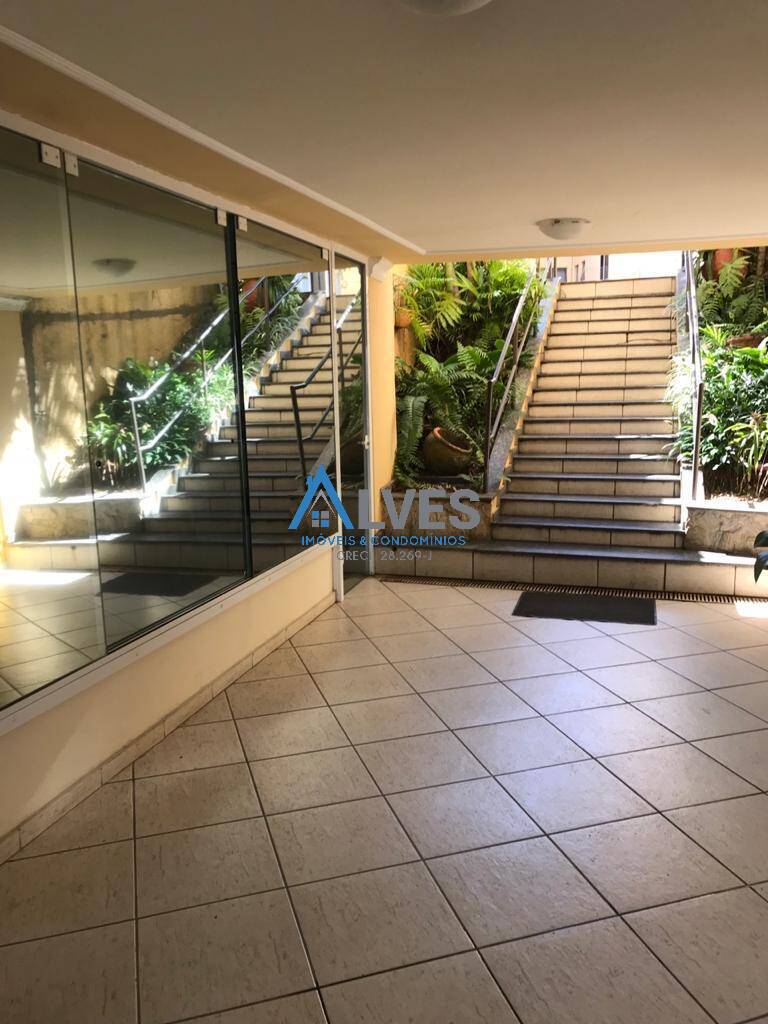 Apartamento à venda com 2 quartos, 67m² - Foto 10