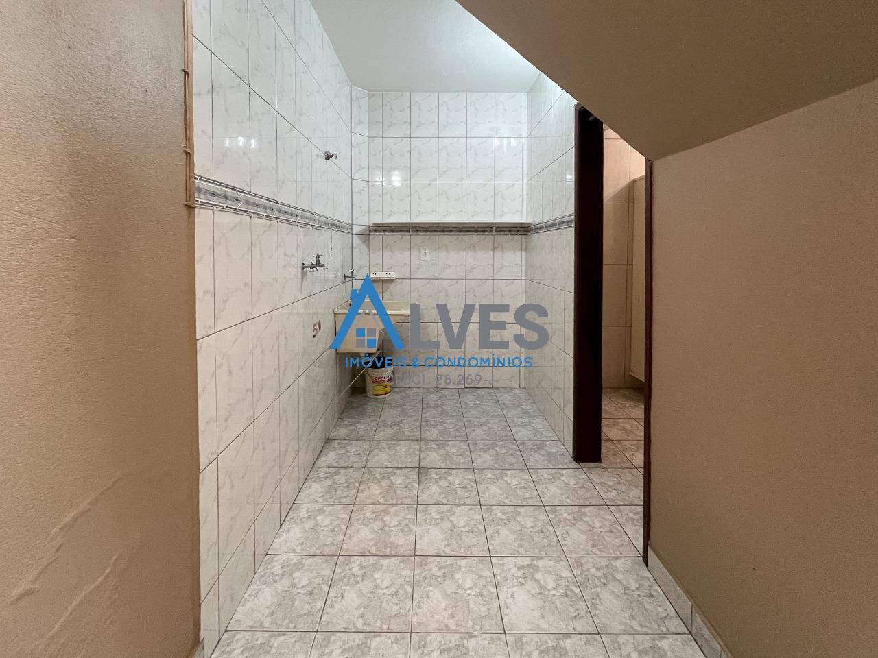 Casa à venda com 3 quartos, 193m² - Foto 14