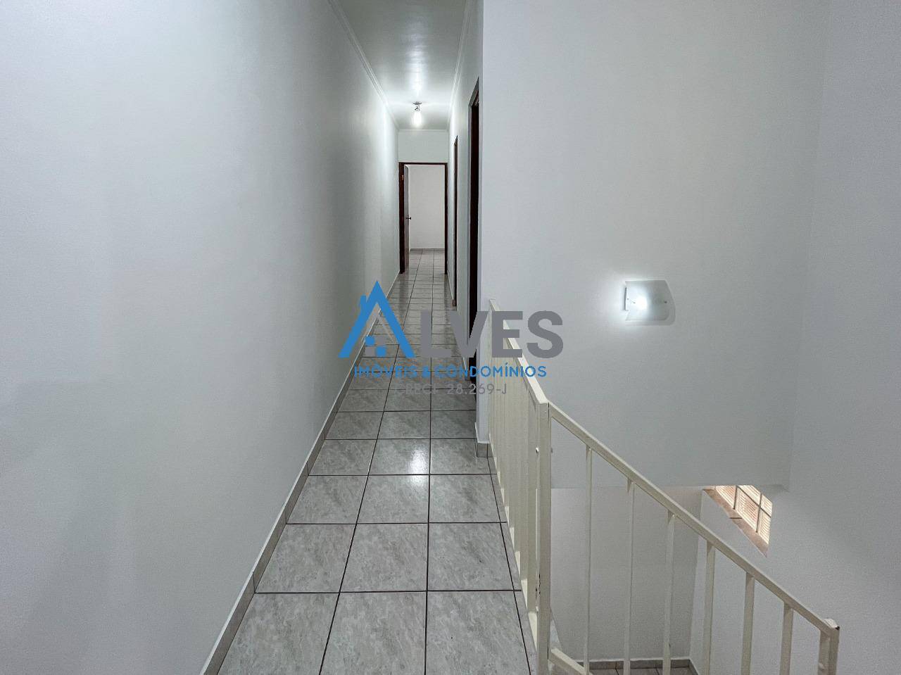 Casa à venda com 3 quartos, 193m² - Foto 18