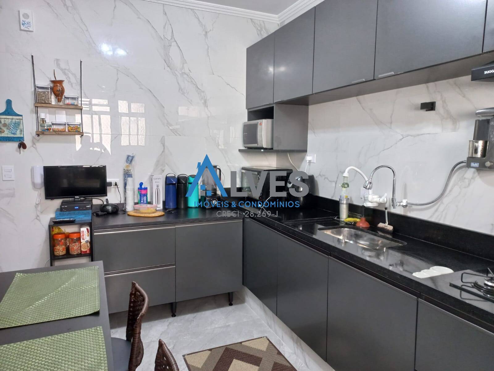 Apartamento à venda com 2 quartos, 87m² - Foto 2