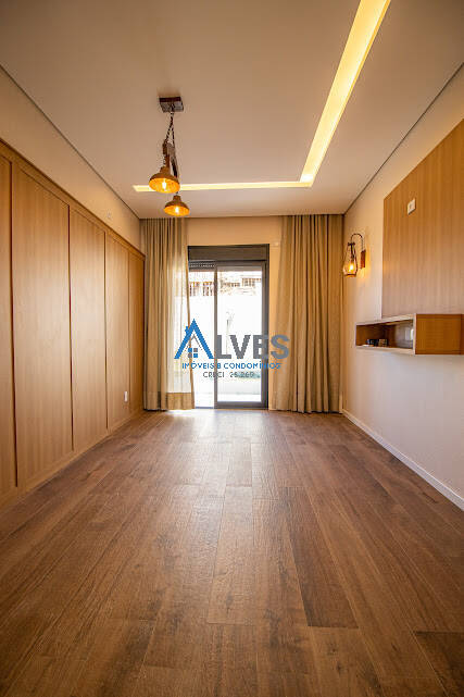 Casa à venda com 4 quartos, 337m² - Foto 34