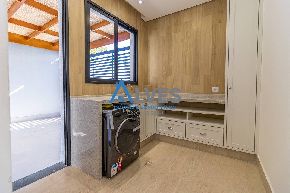 Casa à venda com 4 quartos, 337m² - Foto 37