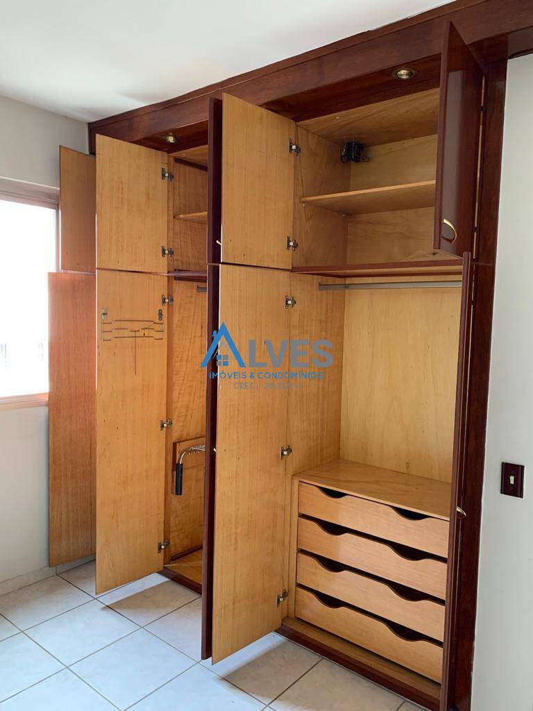 Apartamento à venda com 2 quartos, 65m² - Foto 6