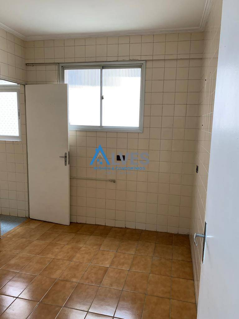 Apartamento à venda com 2 quartos, 65m² - Foto 16