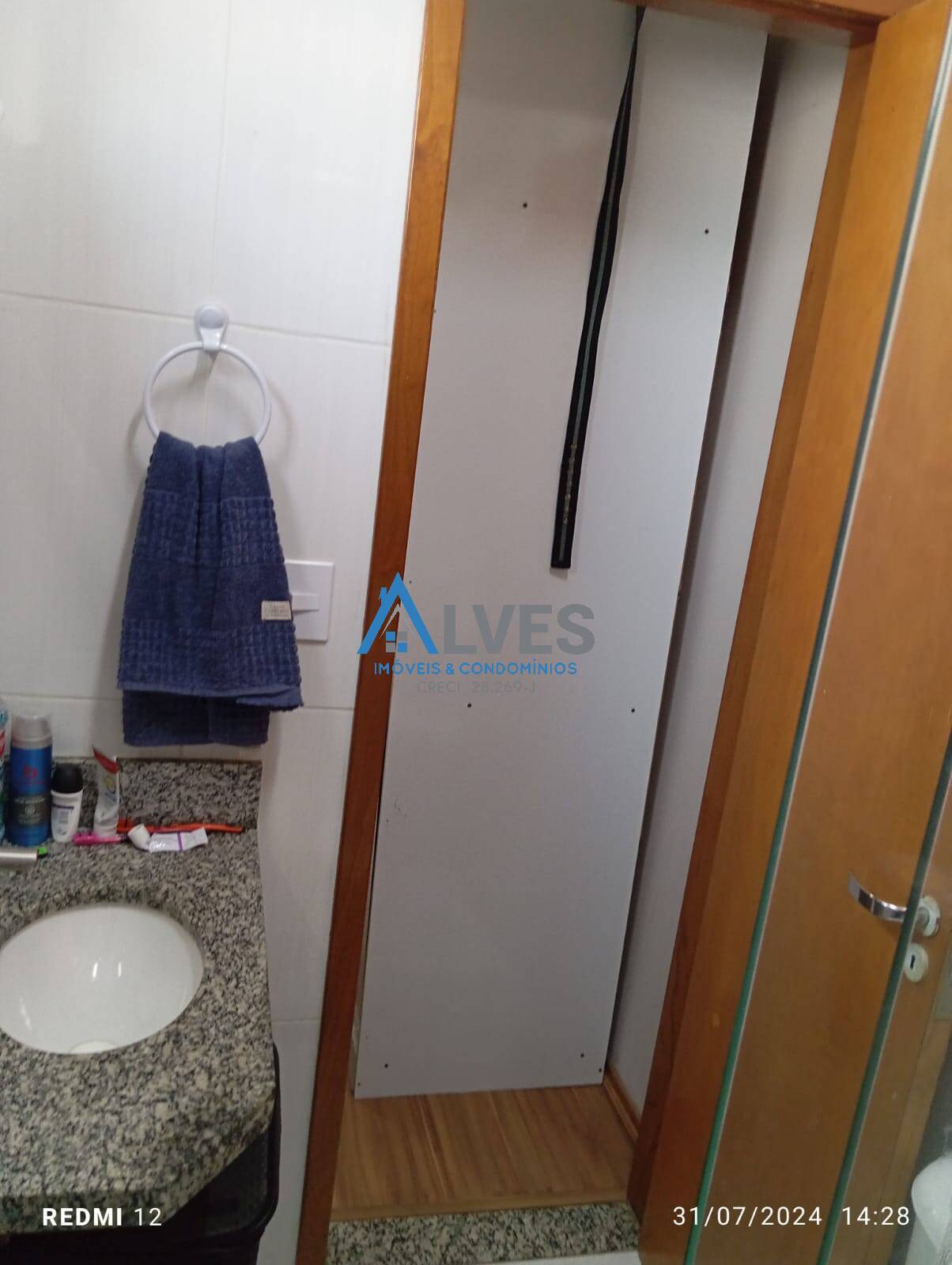 Apartamento à venda com 3 quartos, 75m² - Foto 18