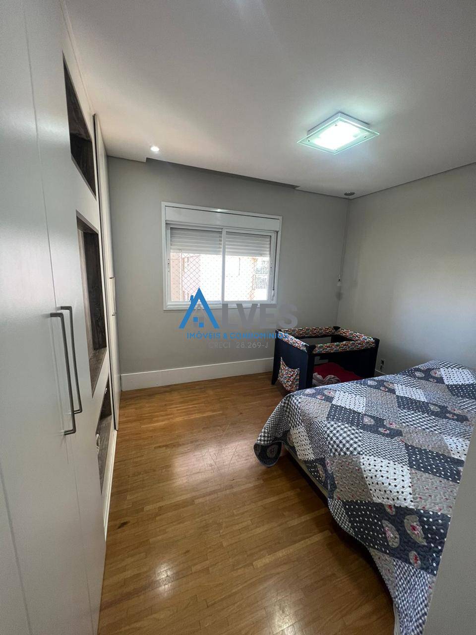 Apartamento à venda com 3 quartos, 104m² - Foto 13