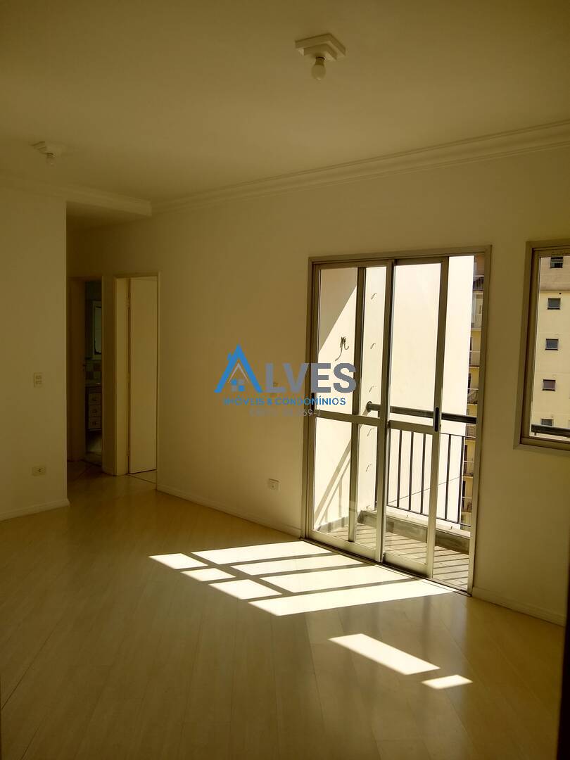 Apartamento à venda com 3 quartos, 65m² - Foto 1