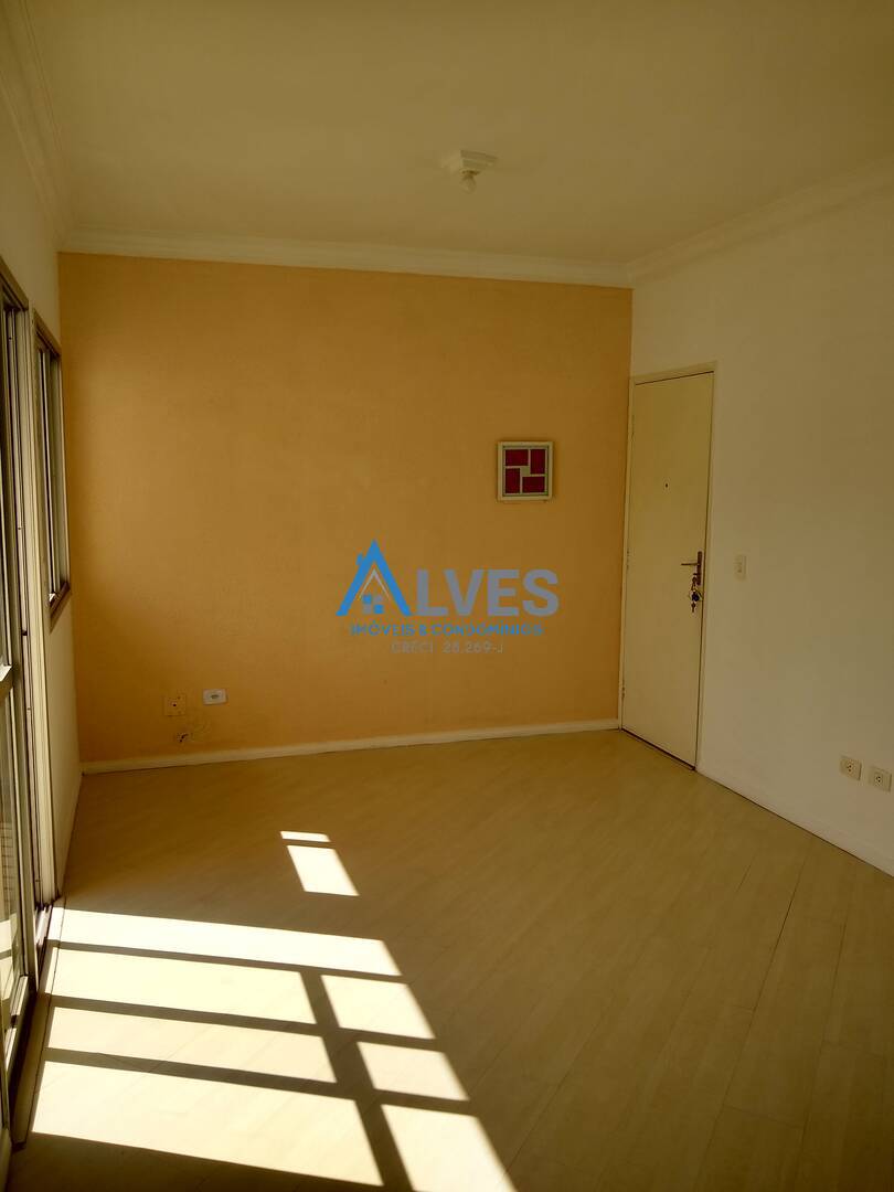 Apartamento à venda com 3 quartos, 65m² - Foto 4