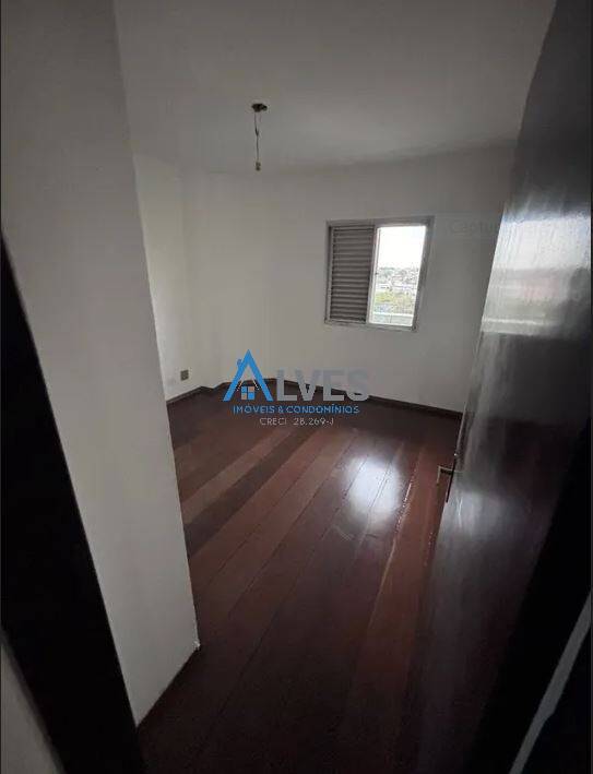 Apartamento à venda com 2 quartos, 76m² - Foto 5