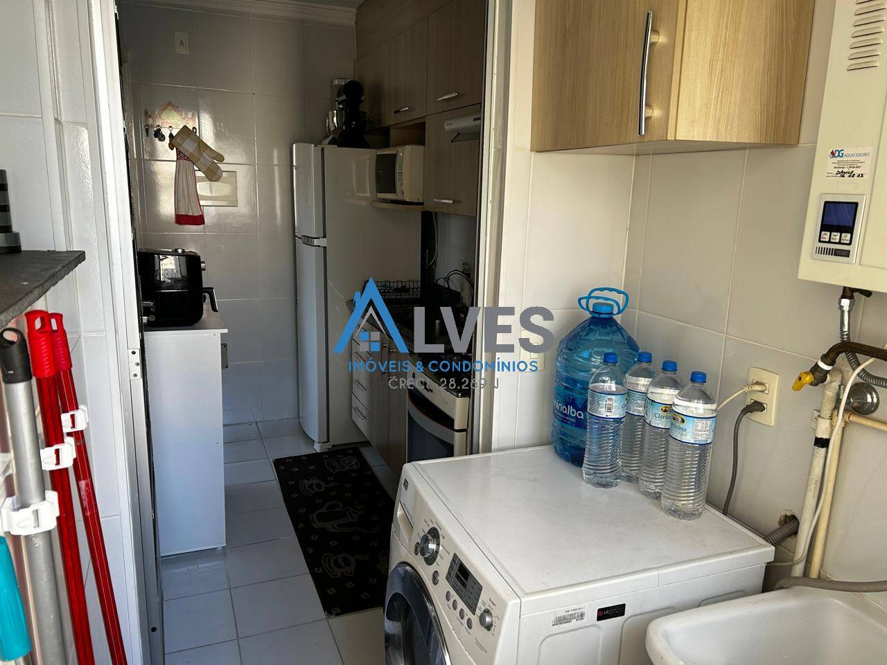 Apartamento à venda com 3 quartos, 60m² - Foto 15