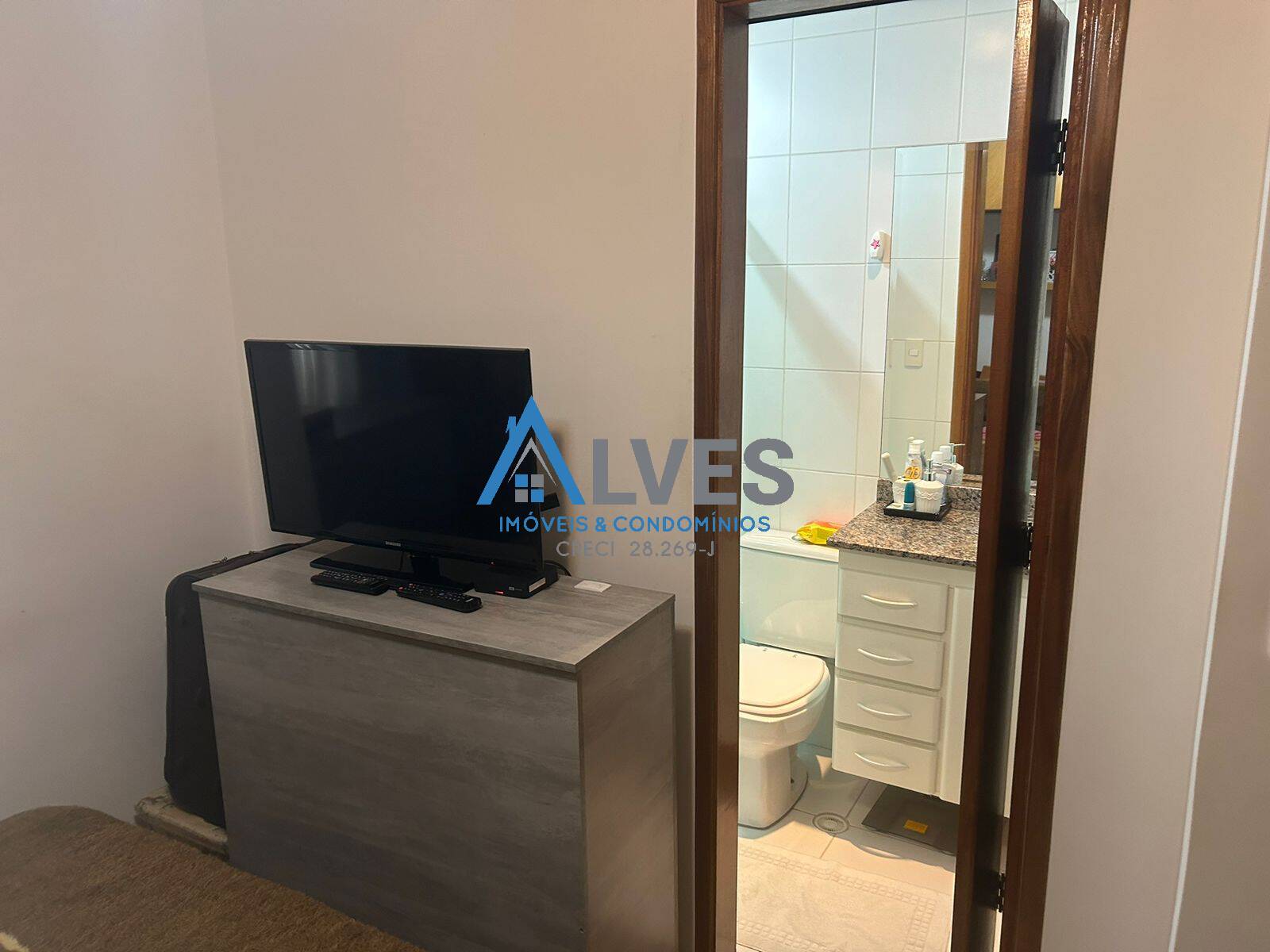 Apartamento à venda com 2 quartos, 67m² - Foto 16