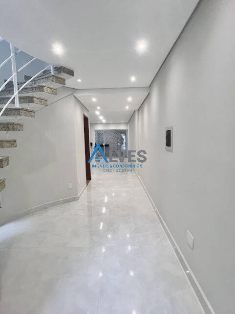 Sobrado à venda com 3 quartos, 210m² - Foto 53