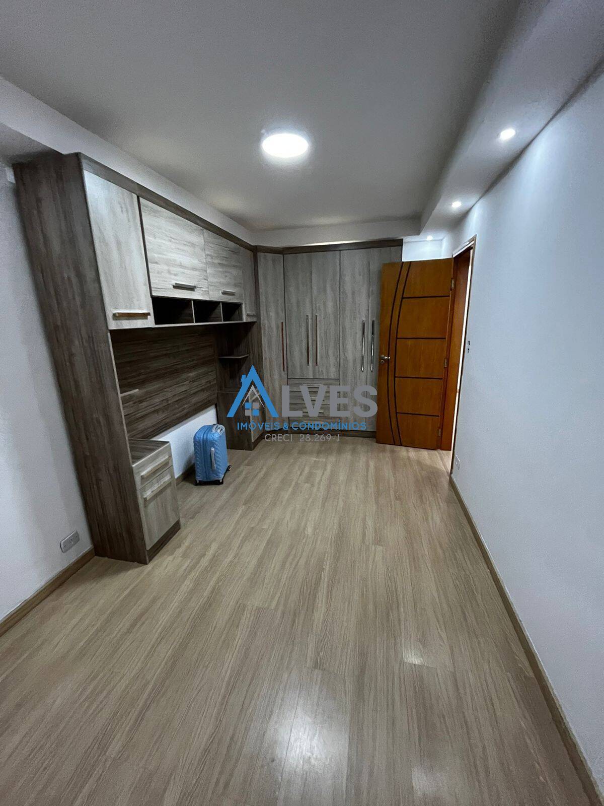 Casa à venda com 4 quartos, 154m² - Foto 32