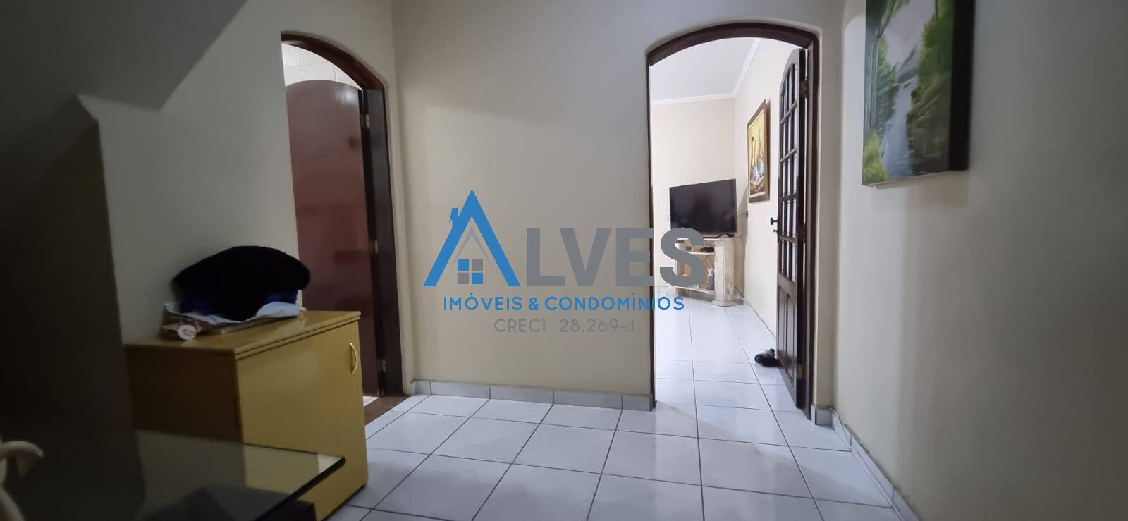 Casa à venda com 4 quartos, 300m² - Foto 16