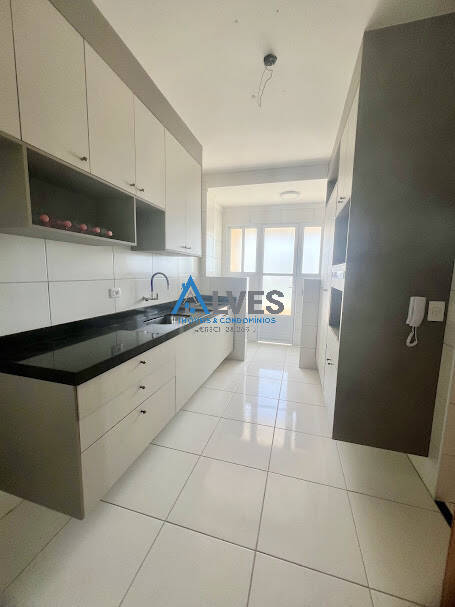 Apartamento à venda com 3 quartos, 128m² - Foto 12