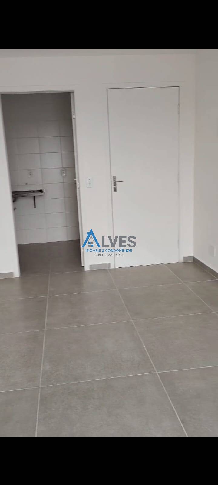 Apartamento à venda com 2 quartos, 43m² - Foto 5