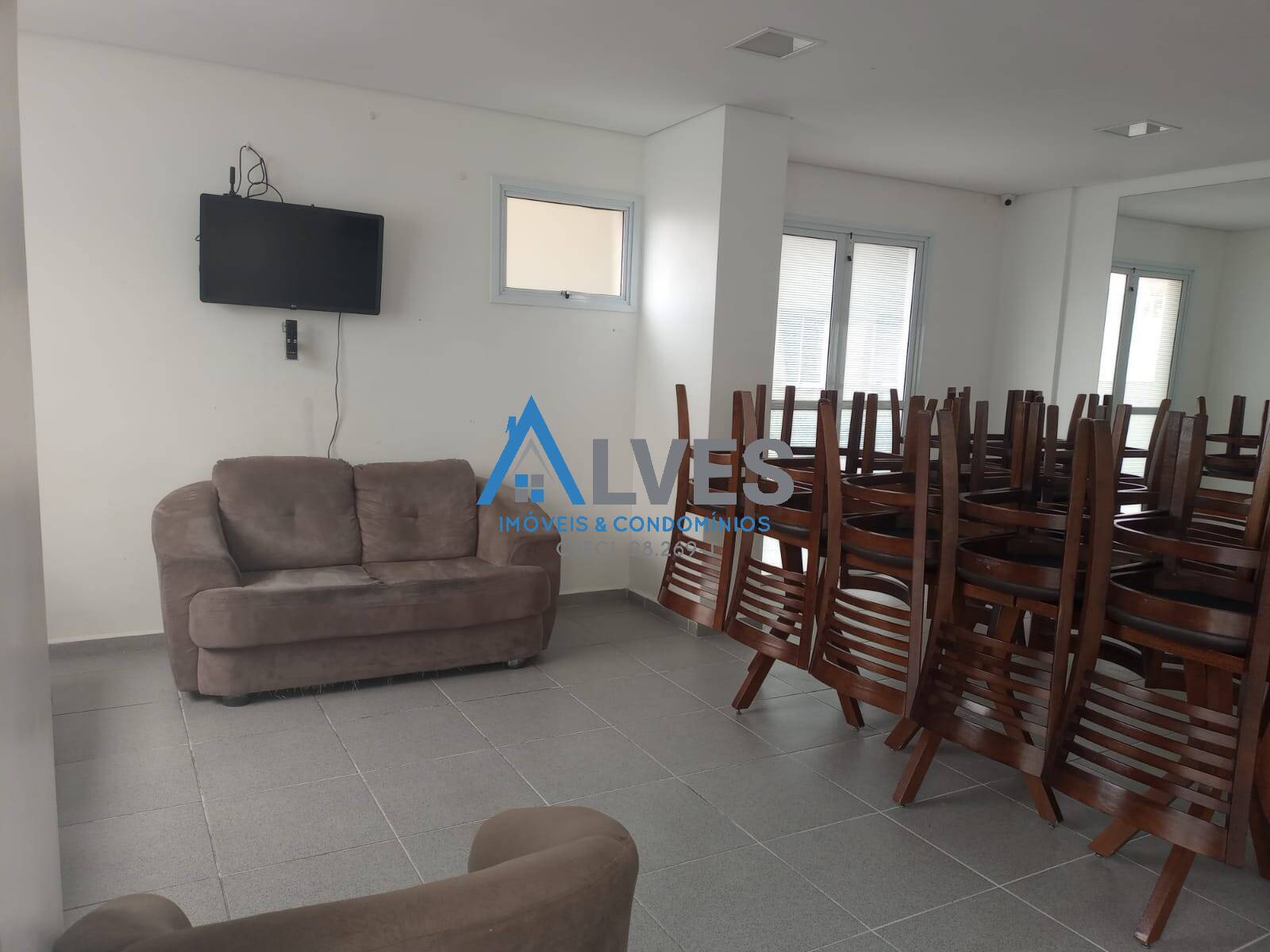 Apartamento à venda com 2 quartos, 43m² - Foto 13