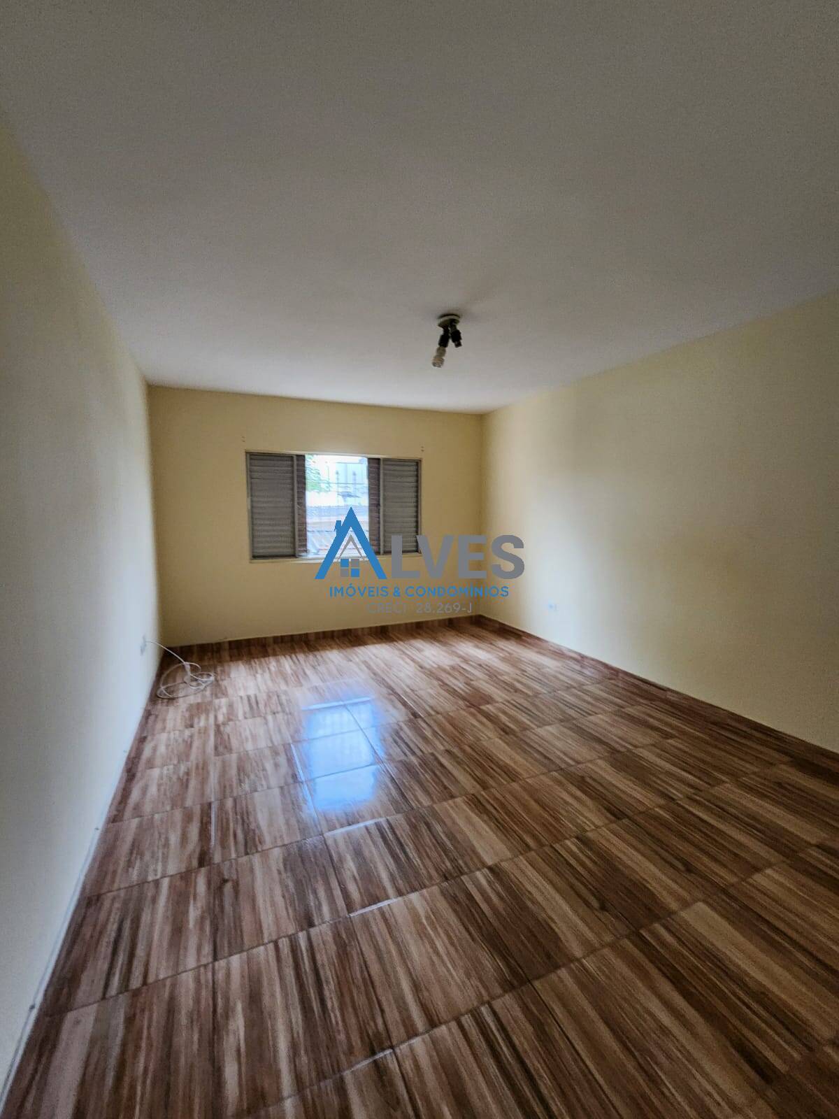 Sobrado à venda e aluguel com 2 quartos, 125m² - Foto 3