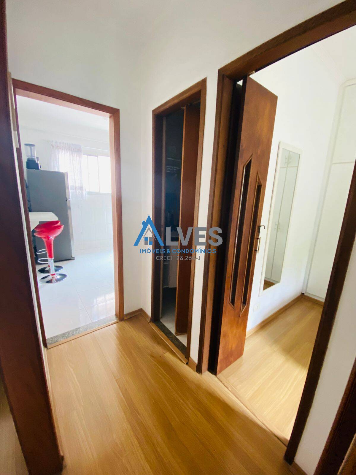 Apartamento à venda com 2 quartos, 65m² - Foto 23