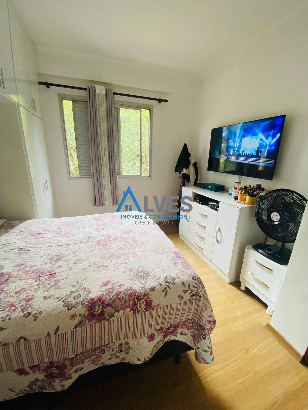 Apartamento à venda com 2 quartos, 65m² - Foto 25