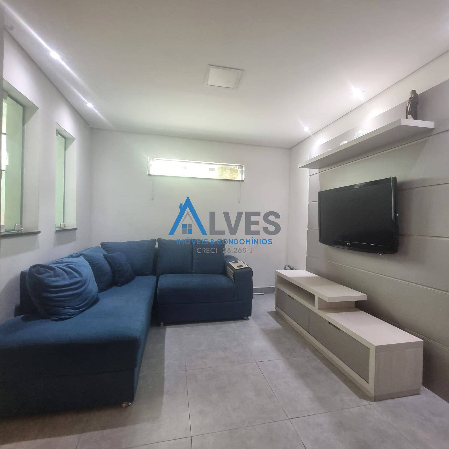 Casa à venda com 3 quartos, 145m² - Foto 3