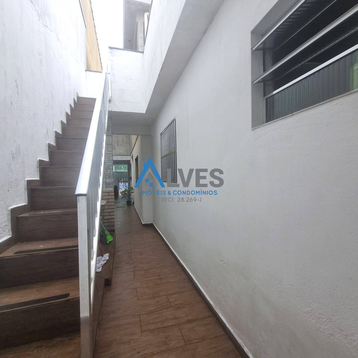 Casa à venda com 3 quartos, 145m² - Foto 11