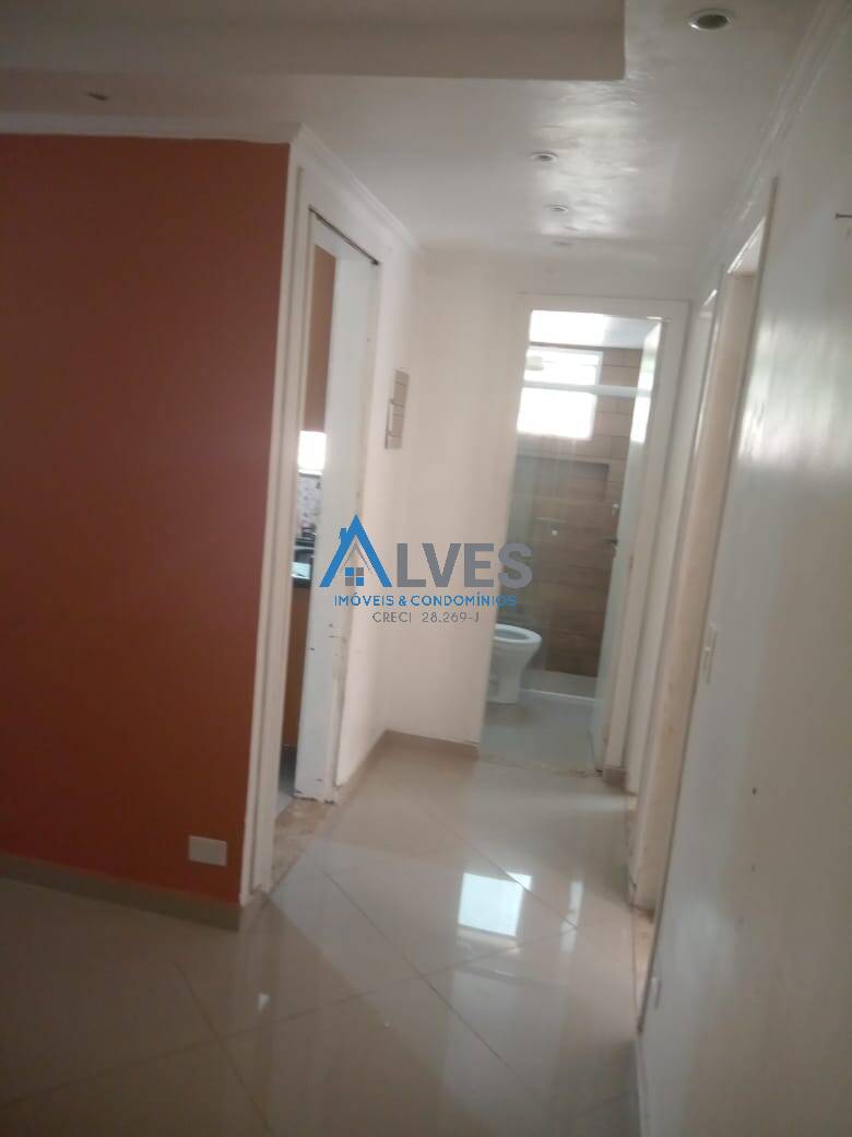 Apartamento à venda com 2 quartos, 50m² - Foto 13