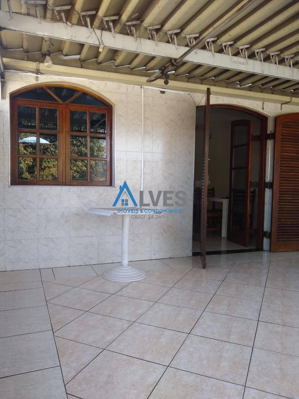 Casa à venda com 4 quartos, 230m² - Foto 13