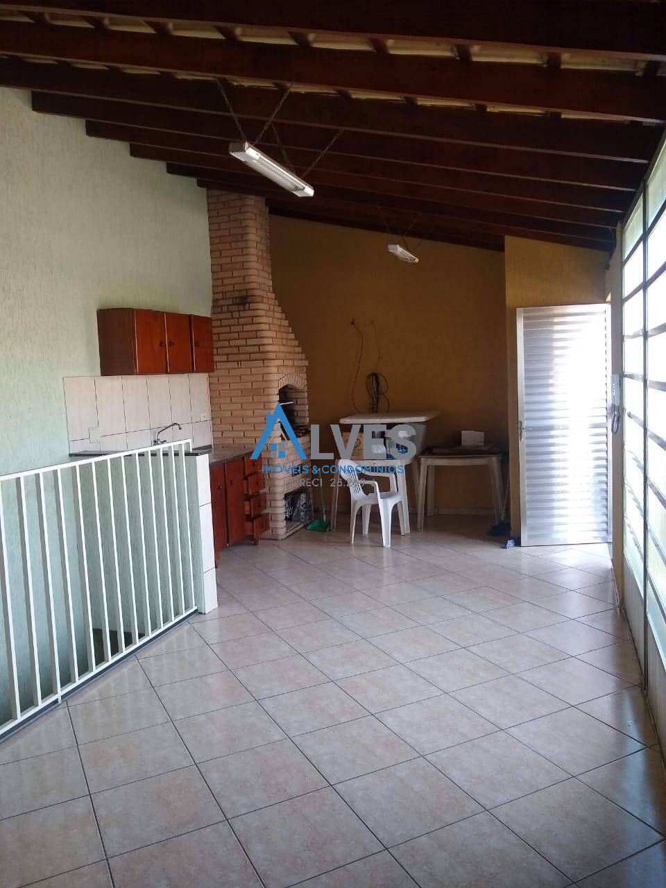 Casa à venda com 4 quartos, 230m² - Foto 28