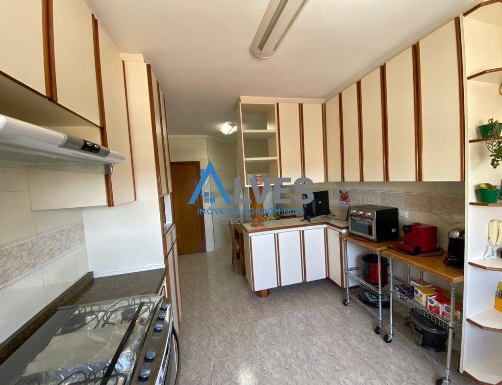 Apartamento à venda com 4 quartos, 185m² - Foto 14