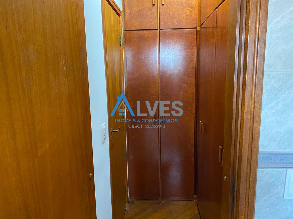 Apartamento à venda com 4 quartos, 185m² - Foto 30