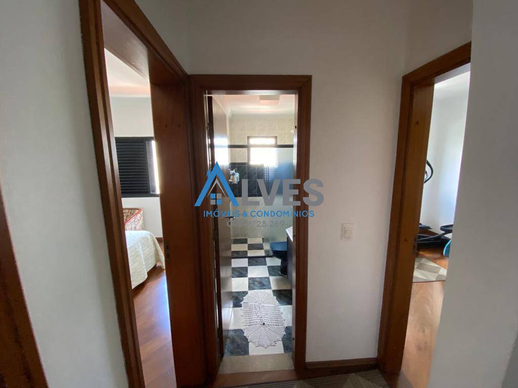 Apartamento à venda com 4 quartos, 185m² - Foto 35