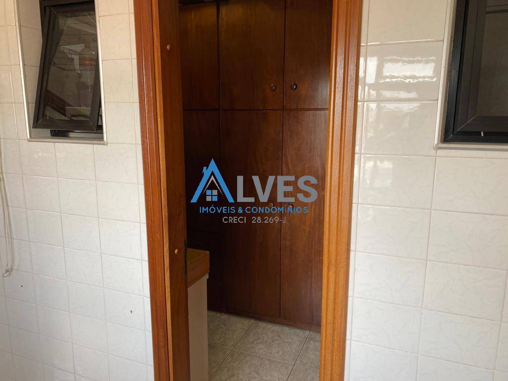 Apartamento à venda com 4 quartos, 185m² - Foto 33