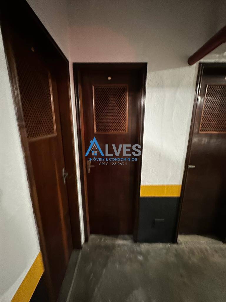 Apartamento à venda com 4 quartos, 185m² - Foto 37