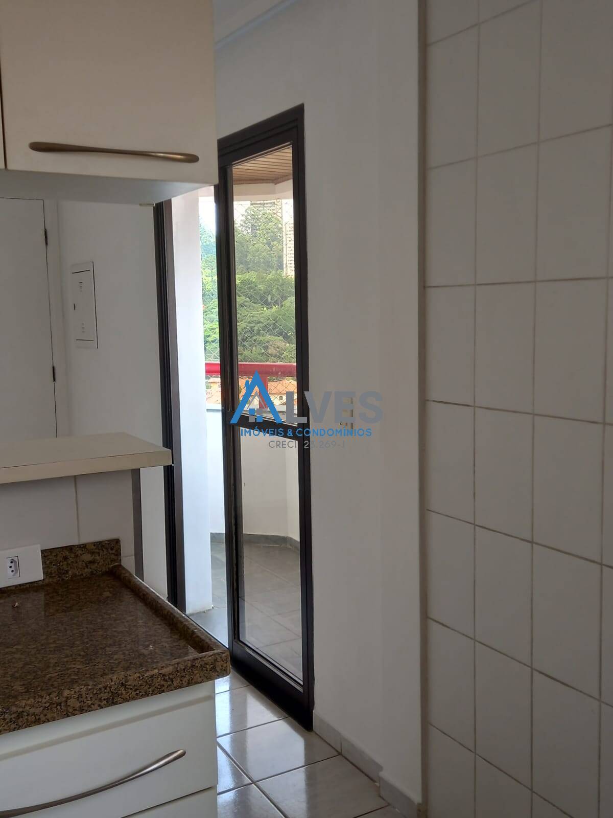 Apartamento para alugar com 2 quartos, 52m² - Foto 12