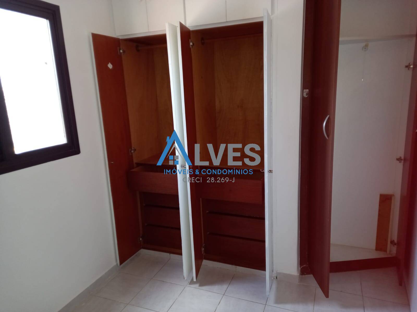 Apartamento para alugar com 2 quartos, 52m² - Foto 43