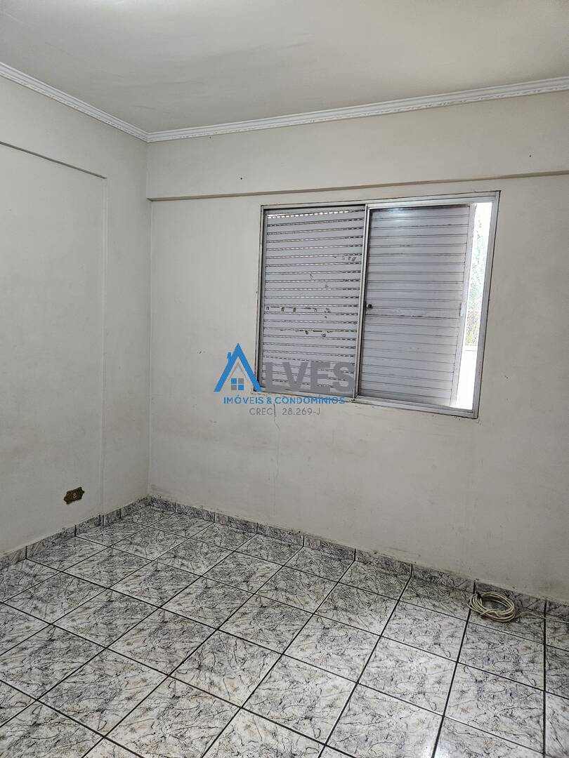 Apartamento à venda e aluguel com 2 quartos, 65m² - Foto 4