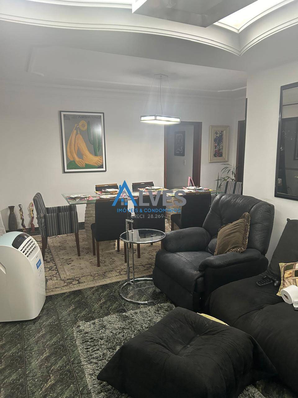 Apartamento à venda com 3 quartos, 125m² - Foto 1